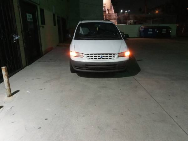 Exceptional 97 Dodge Caravan - cars & trucks - by owner - vehicle... for sale in Los Angeles, CA – photo 3