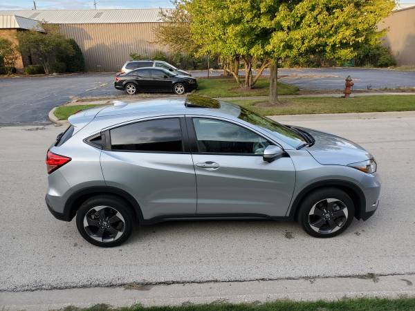 2018 Honda HR-V - cars & trucks - by owner - vehicle automotive sale for sale in Bridgeview, IL – photo 6