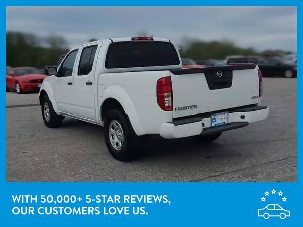 2017 Nissan Frontier Crew Cab S Pickup 4D 5 ft pickup White for sale in Chattanooga, TN – photo 6
