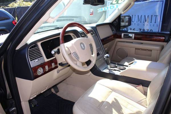 2005 Lincoln Navigator Luxury - - by dealer - vehicle for sale in PUYALLUP, WA – photo 12