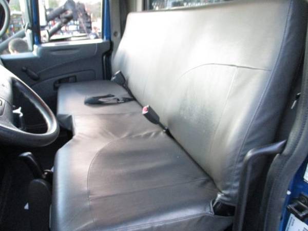 2009 International 4300 18 STAKE BODY, FLAT BED ** 40K MILES ** -... for sale in South Amboy, DE – photo 9