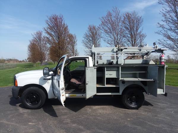 2006 Ford F350 XL Super Duty Automatic Towing SteelWeld Utility for sale in Gilberts, IN – photo 10