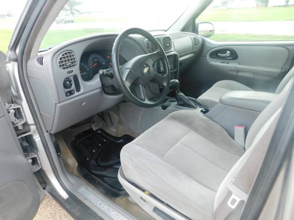 2005 Chevy Trailblazer 4x4 for sale in Topeka, KS – photo 10