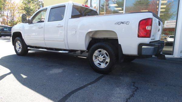 2010 Chevrolet Chevy Silverado 2500HD LTZ Crew Cab 4WD - Best Deal on for sale in Hooksett, NH – photo 2
