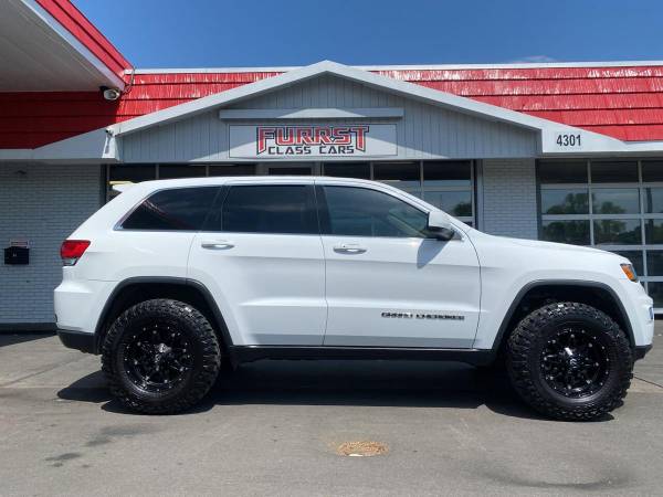 2018 Jeep Grand Cherokee Laredo 4x4 4dr SUV - CALL/TEXT TODAY! for sale in Charlotte, NC – photo 2