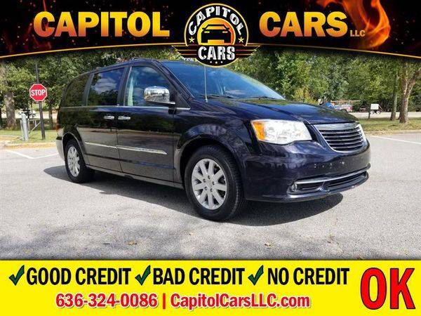 2011 Chrysler Town Country Touring-L -GUARANTEED FINANCING for sale in Wentzville, MO