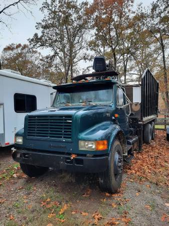 International grapple truck - cars & trucks - by owner - vehicle... for sale in Pinson, AL – photo 3