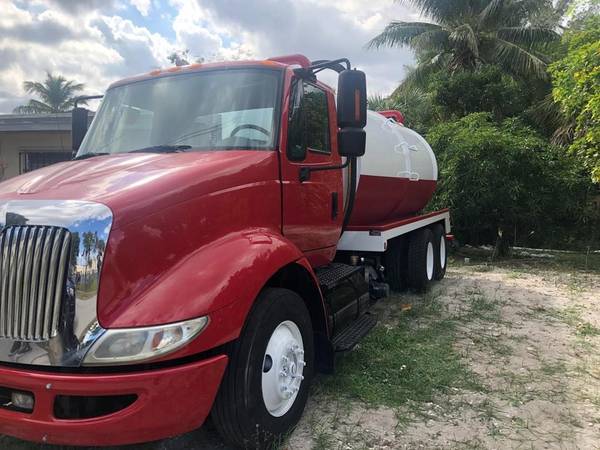 Septic Sewer Pump Tank Truck for sale in Long Key, FL – photo 7