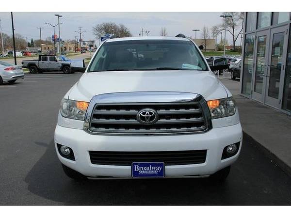 2008 Toyota Sequoia SUV Limited - Toyota White - - by for sale in Green Bay, WI – photo 9