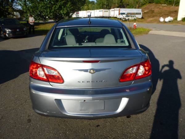 2008 CHRYSLER SEBRING SEDAN LO MILEAGE ONLY 91000 AUTOMATIC VERY CLEAN for sale in Milford, ME – photo 5