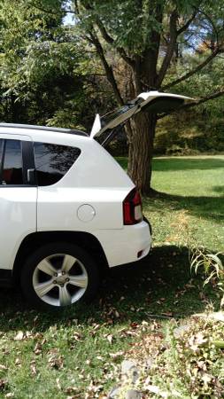 Pristine 2016 Jeep Compass NEVER WINTERED IN VERMONT for sale in Waterbury, VT – photo 3