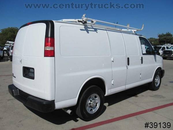 2014 Chevrolet Express 2500 CARGO Summit White *PRICED TO SELL SOON!* for sale in Grand Prairie, TX – photo 2