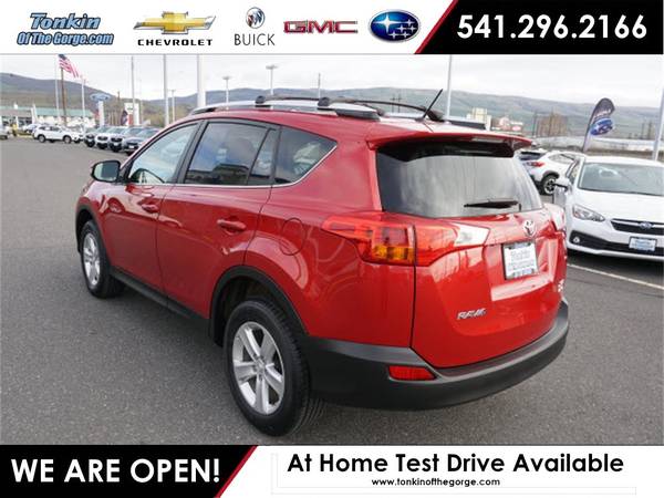 2013 Toyota RAV4 AWD All Wheel Drive RAV 4 XLE SUV for sale in The Dalles, OR – photo 4