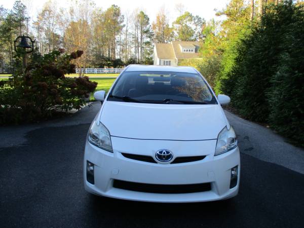 2010 Toyota Prius 3 Hybrid - cars & trucks - by owner - vehicle... for sale in Milton, DE – photo 2
