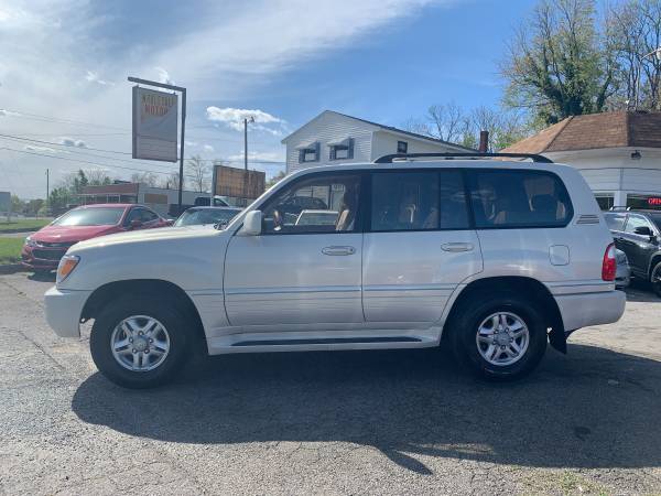 2000 Lexus LX 470 SUV Extra Clean Runs and Drive Perfect 226K - cars for sale in Vinton, VA – photo 8