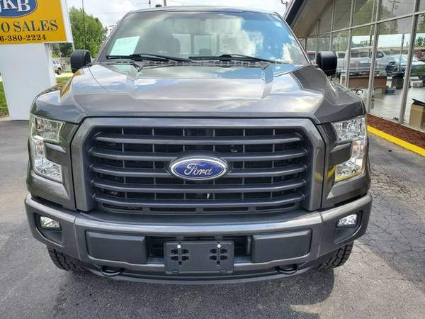 2016 Ford F150 SuperCrew Cab 4WD XLT Pickup 4D 5 1/2 ft Trades Welcome for sale in Harrisonville, MO – photo 5