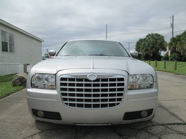 EON AUTO 2006 CHRYSLER 300 LOADED LEATHER FINANCE WITH $995 DOWN -... for sale in Sharpes, FL – photo 3