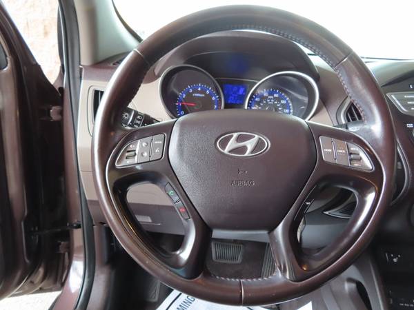 2015 Hyundai Tucson FWD 4dr Limited / CLEAN ARIZONA CARFAX /... for sale in Tucson, AZ – photo 11