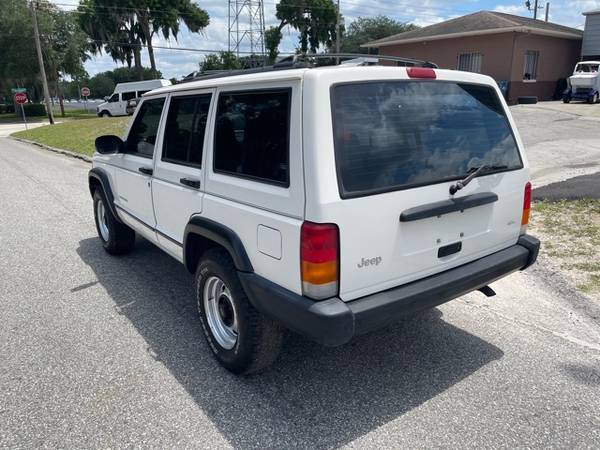 1999 Jeep Cherokee suv 4 0 6 cylinder rust free - - by for sale in Deland, FL – photo 5