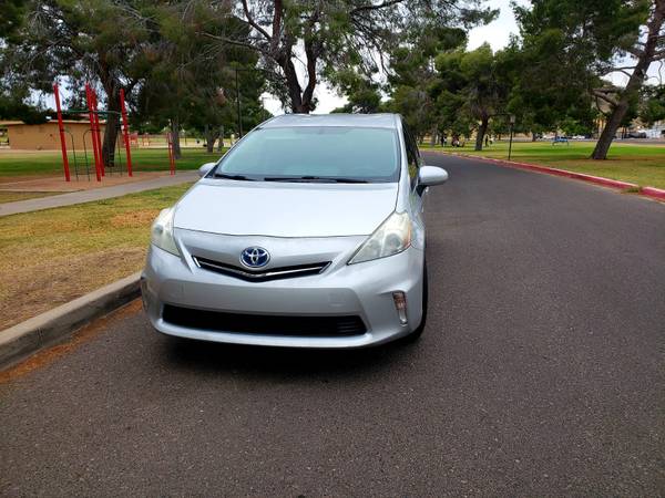 2012 Toyota Prius v CLEAN TITLE NO MECHANICAL ISSUES DRIVES LIKE NEW for sale in Phoenix, AZ – photo 2
