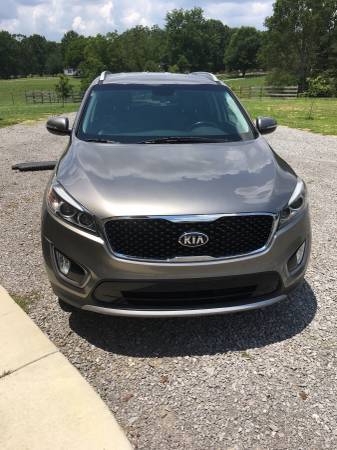 2016 Kia Sorento EX - cars & trucks - by owner - vehicle automotive... for sale in Vinemont, AL – photo 4