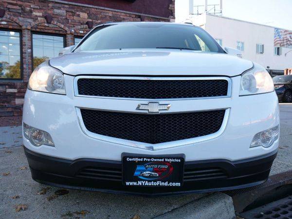 2009 Chevrolet Chevy Traverse 09 TRAVERSE, THIRD ROW SEATING,... for sale in Massapequa, NY – photo 10