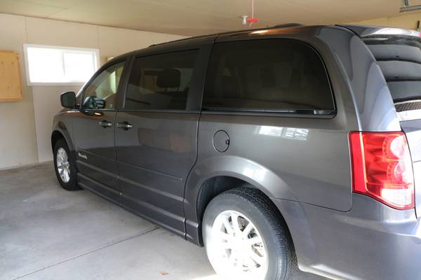 Wheel Chair Accessible Van - cars & trucks - by owner - vehicle... for sale in Seymour, WI – photo 4