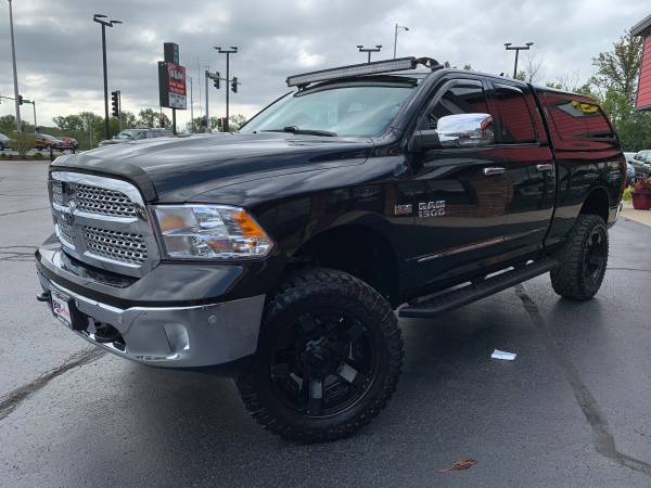 2017 RAM 1500 Lone Star Quad Cab 4WD - Lifted - 59k miles! - cars &... for sale in Oak Forest, IL – photo 3