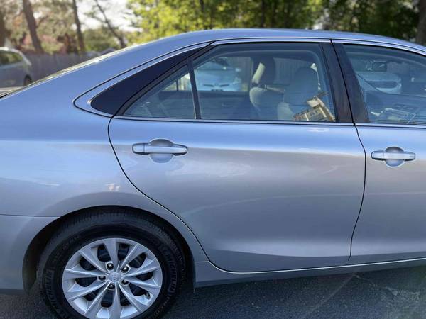 2016 Toyota Camry Hybrid LE 40mpg 1 owner 61000 miles 1 owner - cars for sale in Walpole, MA – photo 10