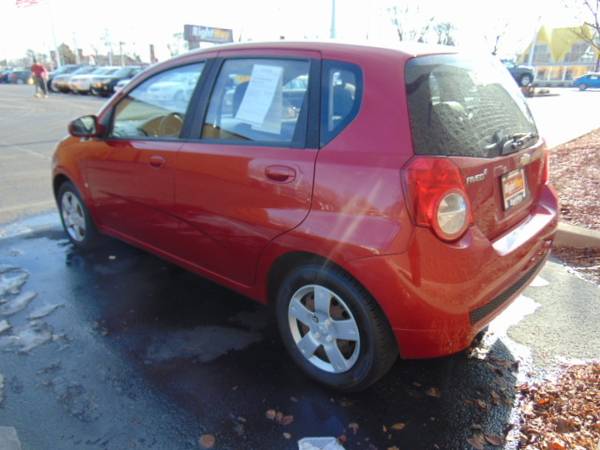 2009 Chevrolet Chevy Aveo - - by dealer - vehicle for sale in Joliet, IL – photo 7