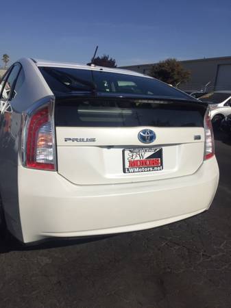 2014 TOYOTA PRIUS ~RUNS AND DRIVES GREAT~COMMUTER MUST HAVE~NAVIGATION for sale in Tracy, CA – photo 11