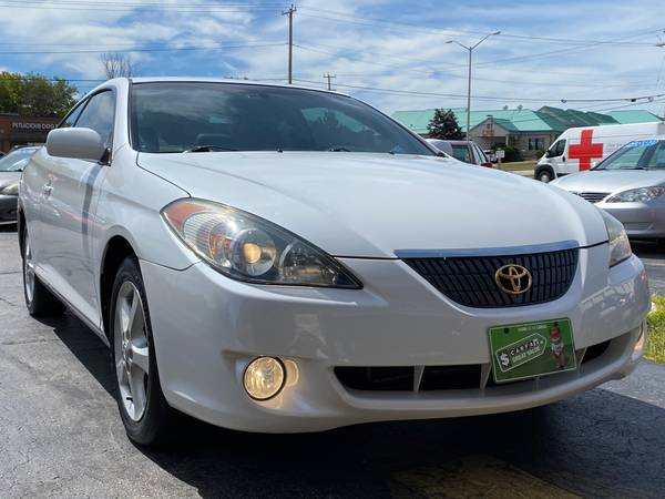 2004 Toyota Solara V-6 - cars & trucks - by dealer - vehicle... for sale in Pewaukee, WI – photo 4
