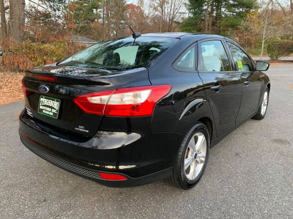 2014 Ford Focus Se - Automatic - 62K Low Miles - We Finance ! - cars... for sale in Tyngsboro, MA – photo 3