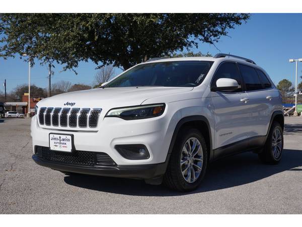 2019 Jeep Cherokee Latitude Plus - - by dealer for sale in Denton, TX – photo 2