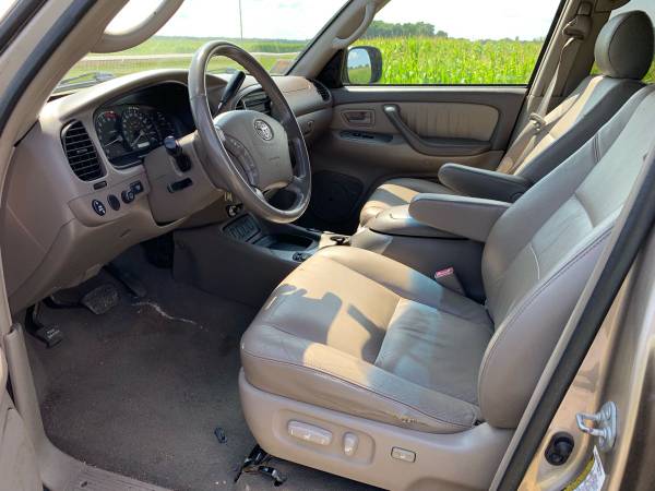 2005 Toyota Sequoia Limited V8 for sale in Northfield, MN – photo 9