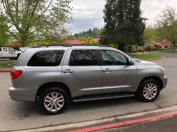 2011 Toyota Sequoia Platinum 4WD - Navi, DVD, 1owner, clean title for sale in Kirkland, WA – photo 4