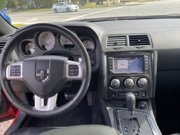 2013 Dodge Challenger SXT PLUS, WARRANTY, LEATHER, SUNROOF, HEATED... for sale in Norfolk, VA – photo 14