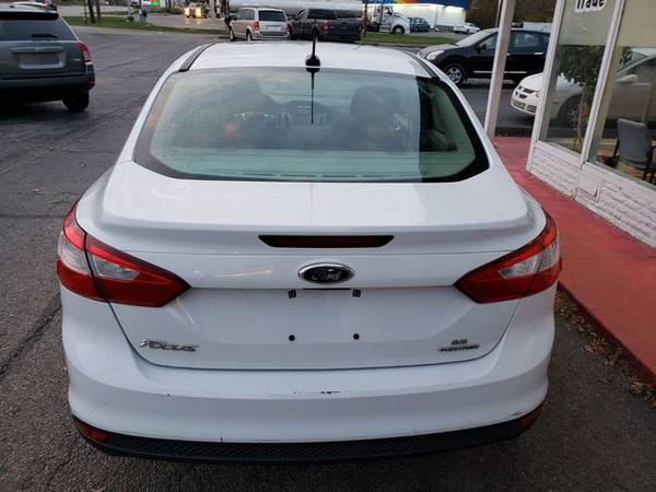 2013 Ford Focus - Financing Available! - cars & trucks - by dealer -... for sale in Franklin, OH – photo 7