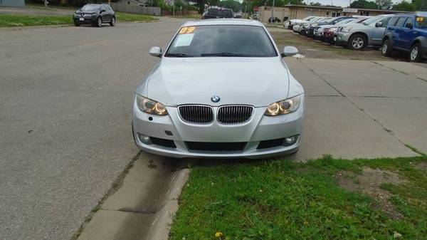 09 bmw 328xi awd 114,000 miles $5999 **Call Us Today For Details** for sale in Waterloo, IA – photo 2