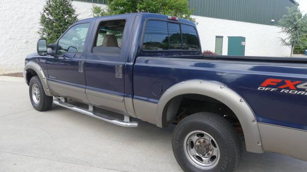 2003 FORD F-250 LARIAT 7.3 TURBO DIESEL CLEAN CARFAX , RUNS GOOD for sale in Philadelphia, PA – photo 2