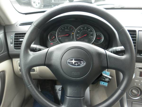 2007 SUBARU LEGACY AWD 2 5I - - by dealer - vehicle for sale in Roseville, MI – photo 11