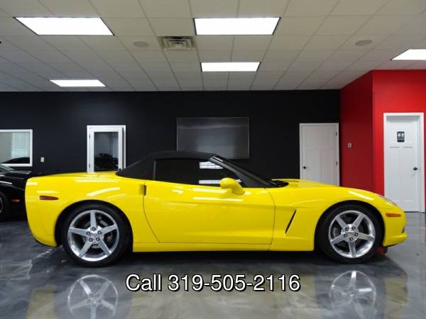 2005 Chevrolet Corvette Convertible - - by dealer for sale in Waterloo, IA – photo 4