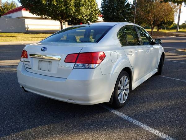 2011 SUBARU LEGACY 2.5i AWD LEATHER! SUNROOF! 1 OWNER! PRISTINE COND! for sale in Norman, TX – photo 3