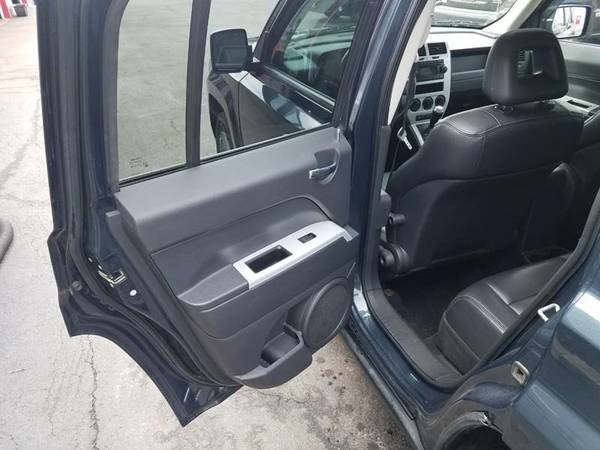 2008 Jeep Patriot Limited 4x4 4dr SUV w/CJ1 Side Airbag Package for sale in North Tonawanda, NY – photo 9