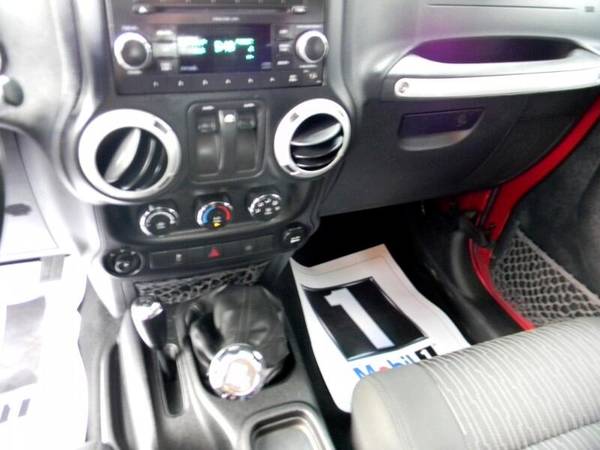 2012 Jeep Wrangler 2DR RUBICON HARDTOP W/6-SPEED MANUAL for sale in Plaistow, MA – photo 17