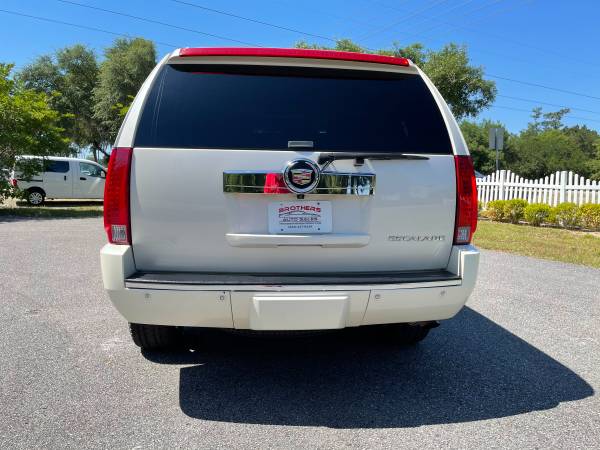2013 CADILLAC ESCALADE, Luxury 4dr SUV, Stock 11477 for sale in Conway, SC – photo 6