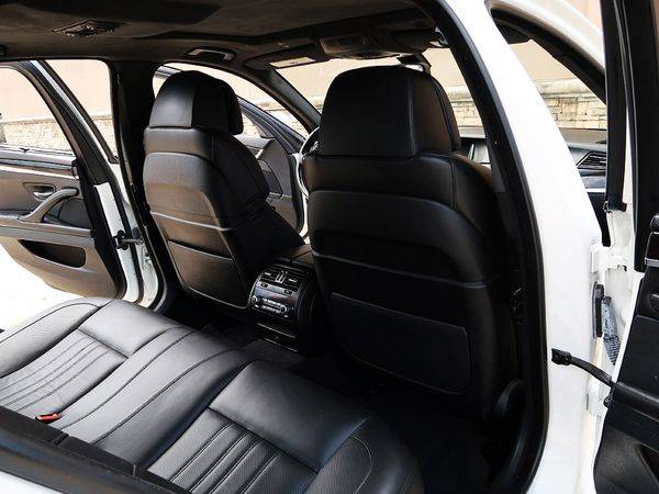 2014 BMW M5 Sedan EZ FINANCING-BEST PRICES AROUND!!!!! for sale in Houston, TX – photo 20