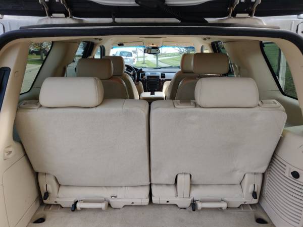 2008 Cadillac Escalade - cars & trucks - by owner - vehicle... for sale in Cincinnati, OH – photo 11