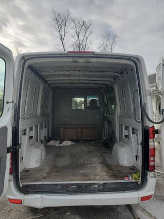 2007 Dodge Sprinter Low Miles - cars & trucks - by owner - vehicle... for sale in Melrose Park, IL – photo 11