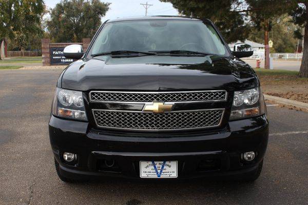 2008 Chevrolet Chevy Suburban LT 1500 3rd Row Seating 3rd Row Seating for sale in Longmont, CO – photo 12
